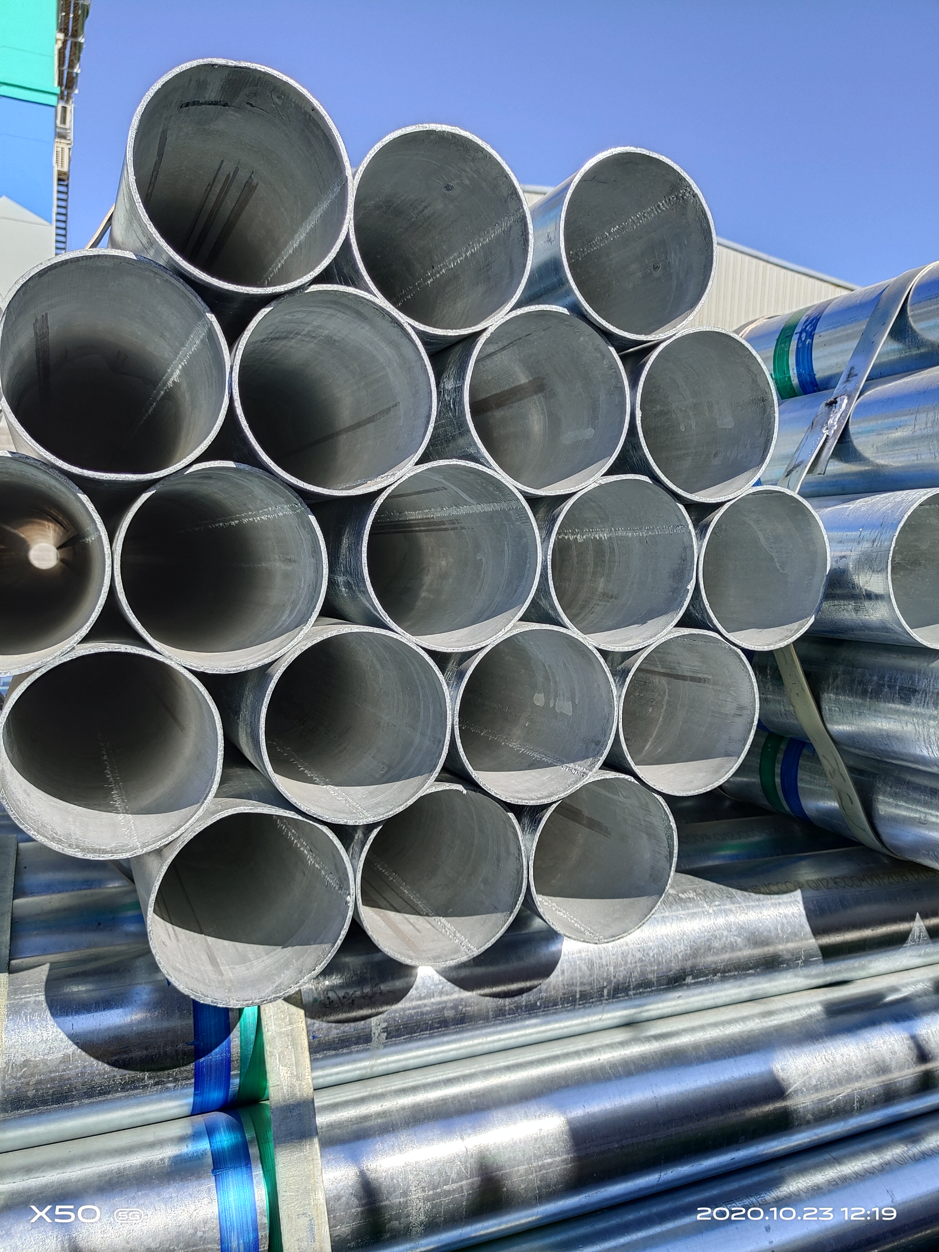 Q235鍍鋅鋼管廠家 dn100消防供水項目修建管道用熱鍍鋅管方管